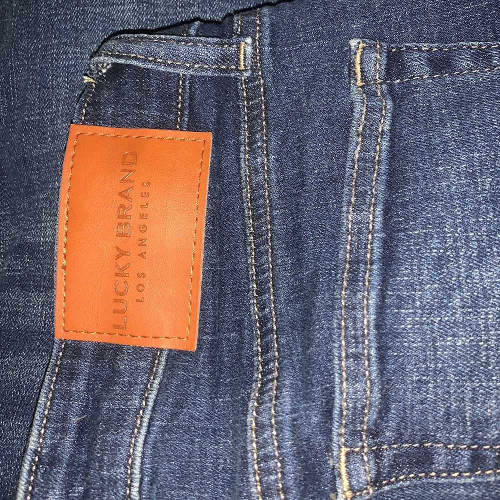 Lucky Brand Straight Leg Jean